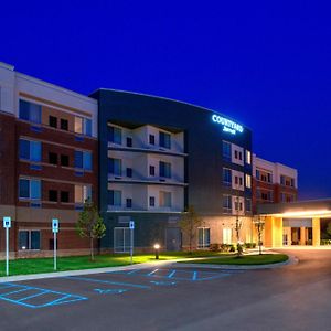 Courtyard By Marriott Detroit Farmington